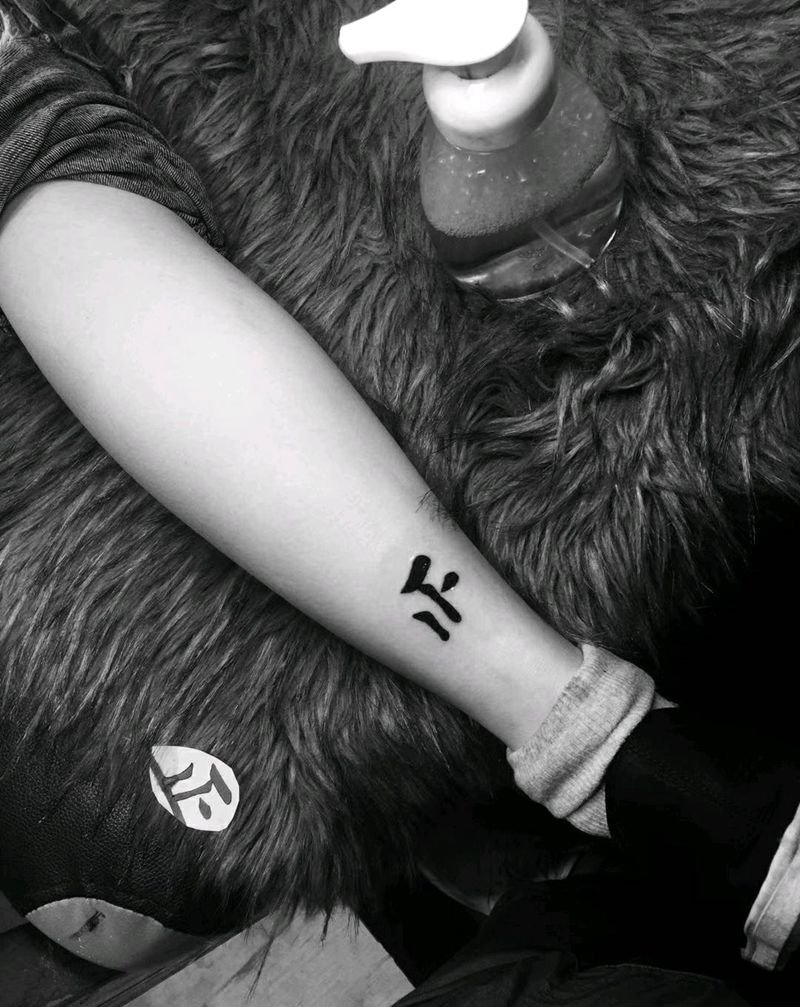 小图纹身图片_脚部纹身图案