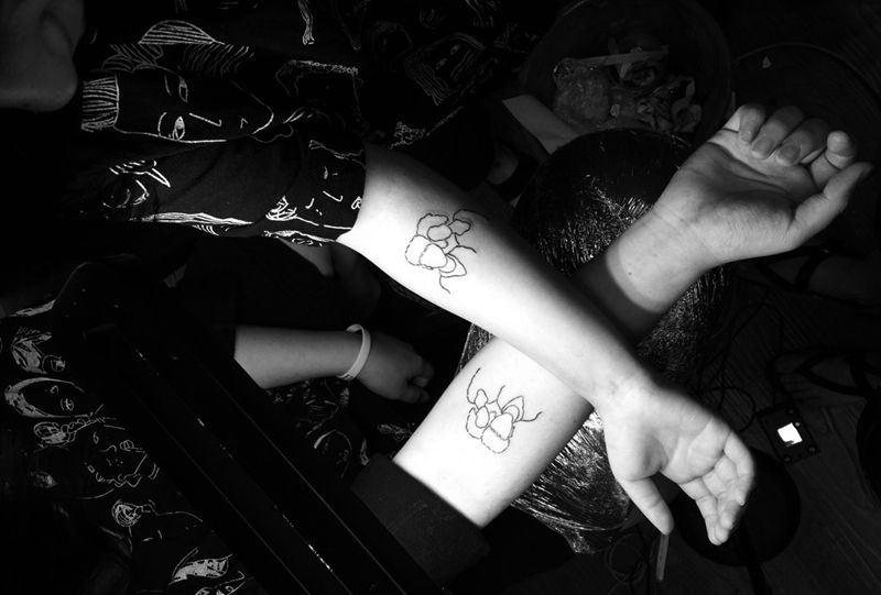 情侣简笔画设计纹身图片