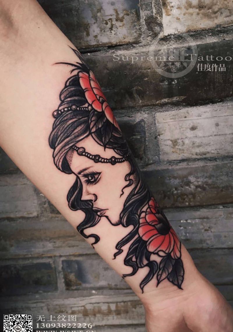 蛇蝎美人-遮盖纹身图片_成品手臂欧美肖像清新人物无上纹图生活动物纹身图案