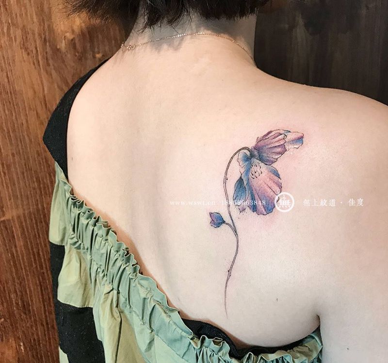 七彩花朵纹身图片_成品背部清新植物无上纹图纹身图案