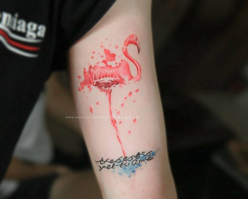 火烈鸟纹身图片_成品手臂欧美清新动物图腾无上纹图招生手稿纹身图案