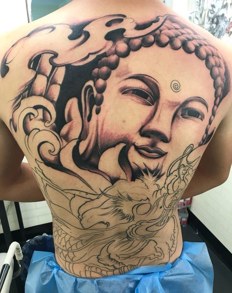 下次继续满背纹身图片