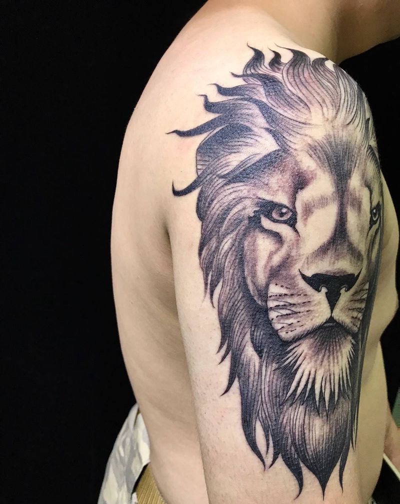 雄狮纹身图片_成品手臂欧美传统动物纹身图案