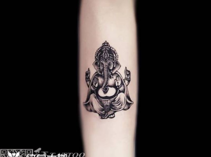 手臂象tattoo纹身图片_手臂纹身图案