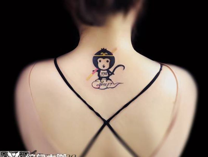 脖颈tattoo纹身图片_颈部纹身图案