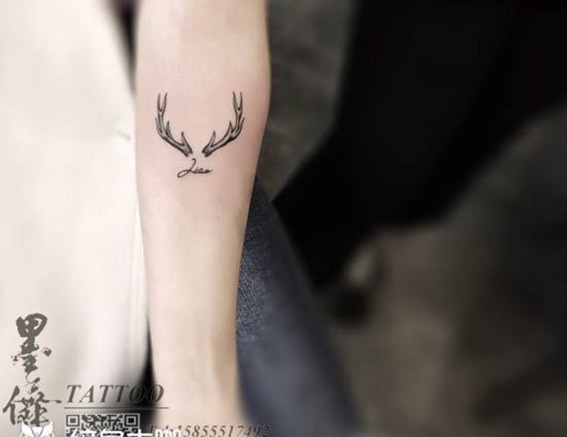 鹿角tattoo纹身图片_手臂纹身图案