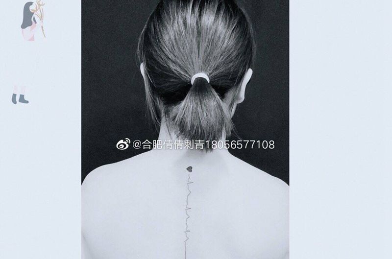 小心心纹身图片_颈部肩部新传统New School纹身图案