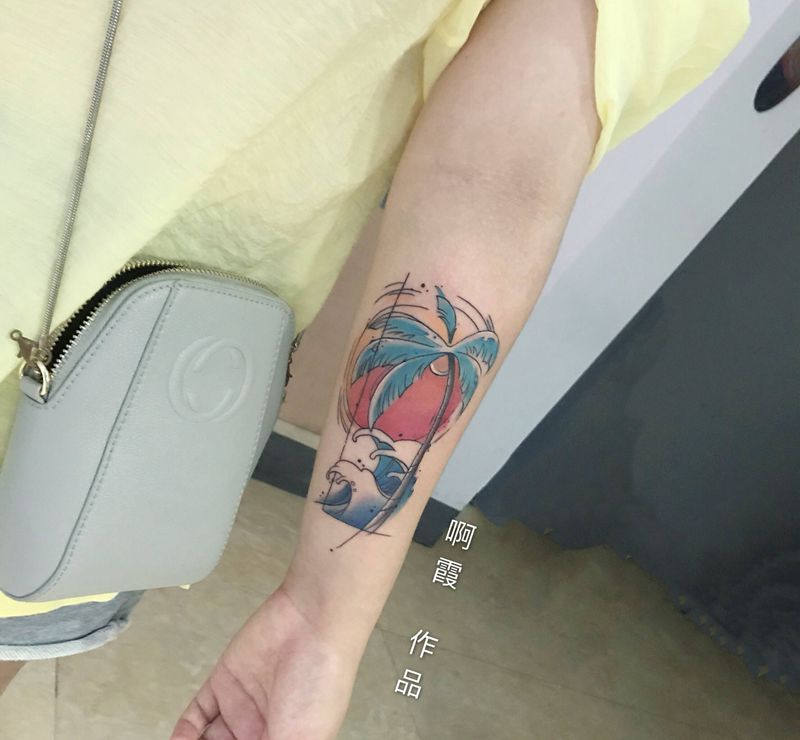 椰子树纹身图片_手臂纹身图案