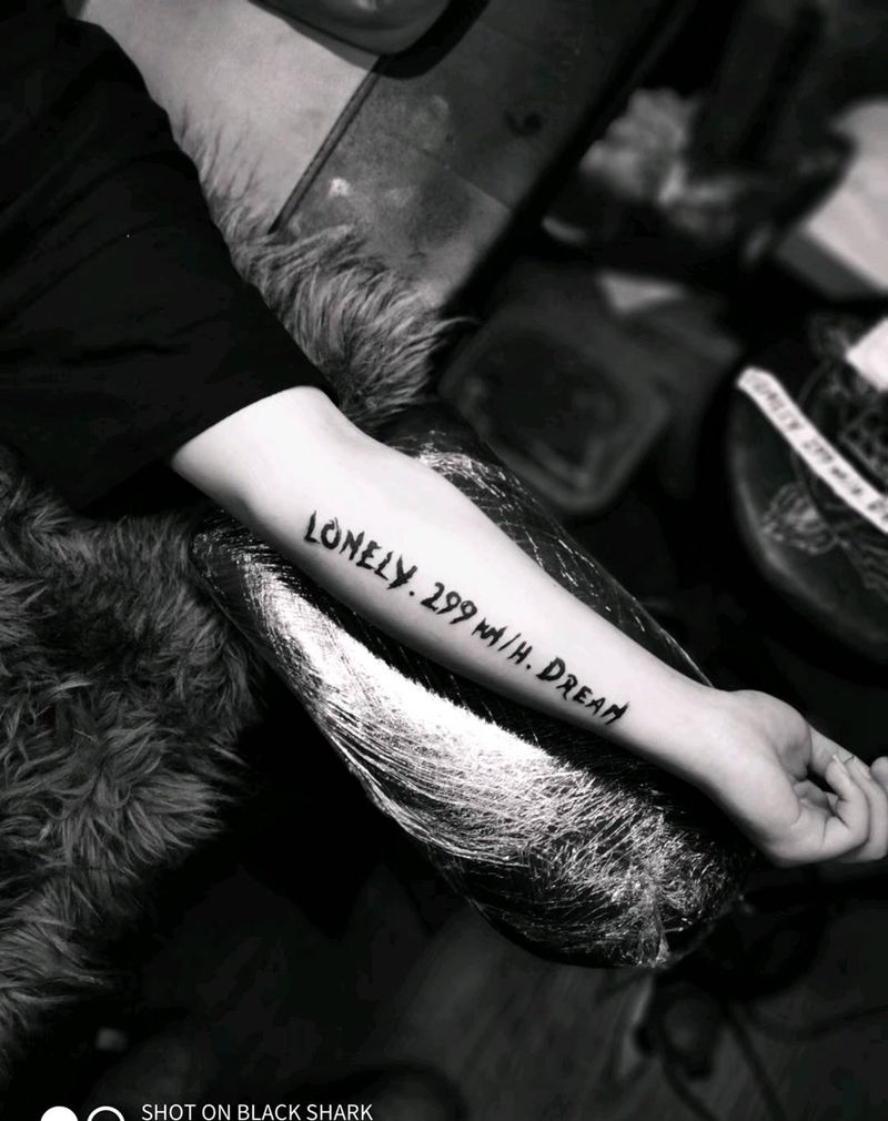 小图纹身图片_手臂纹身图案