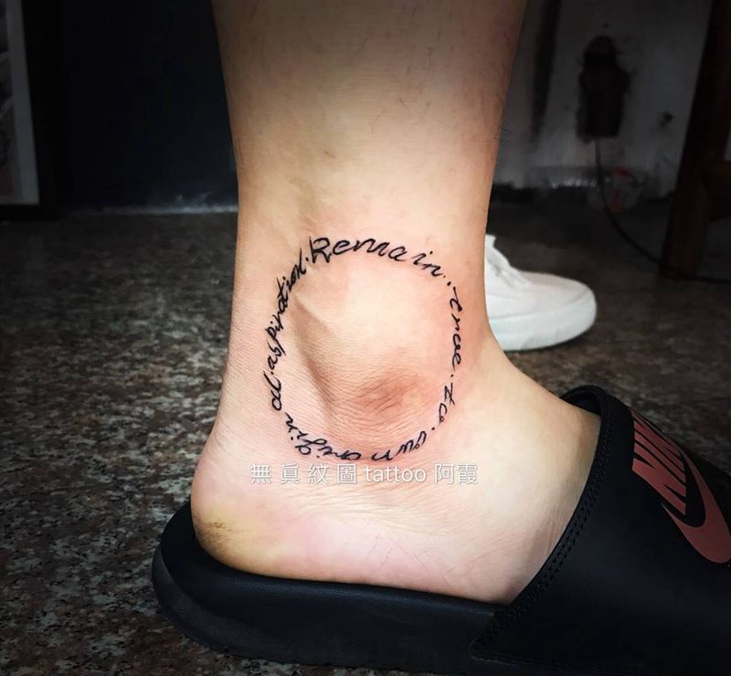 脚踝，英文纹身图片