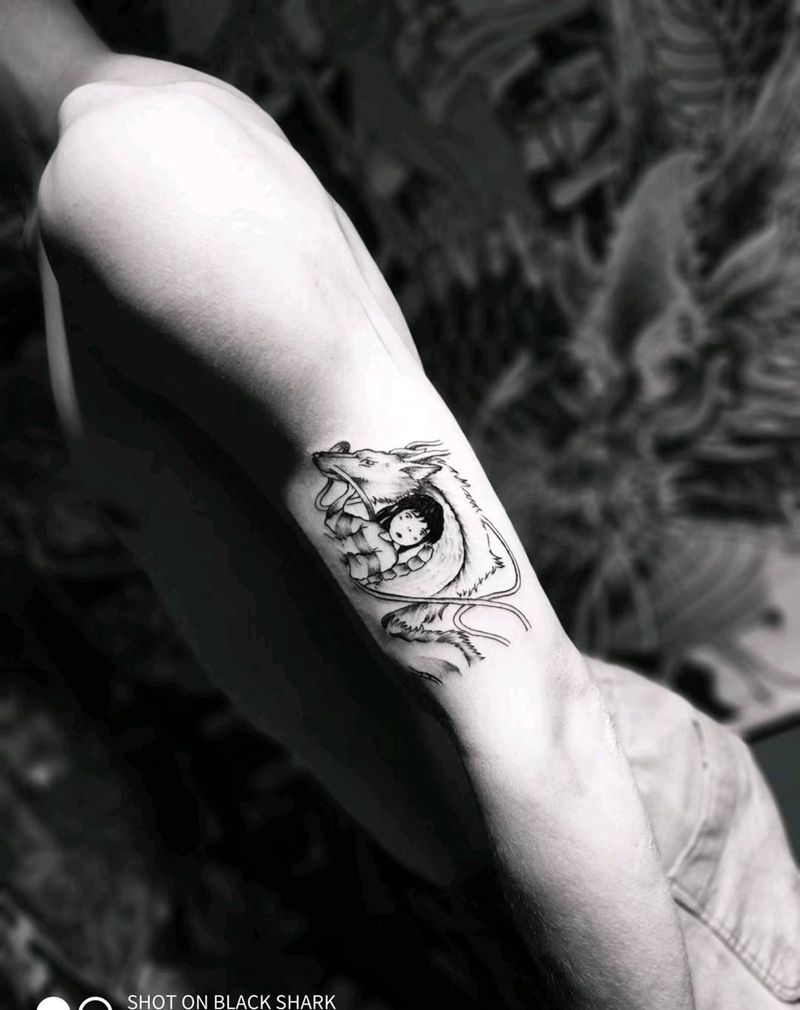 千与千寻纹身图片_背部纹身图案