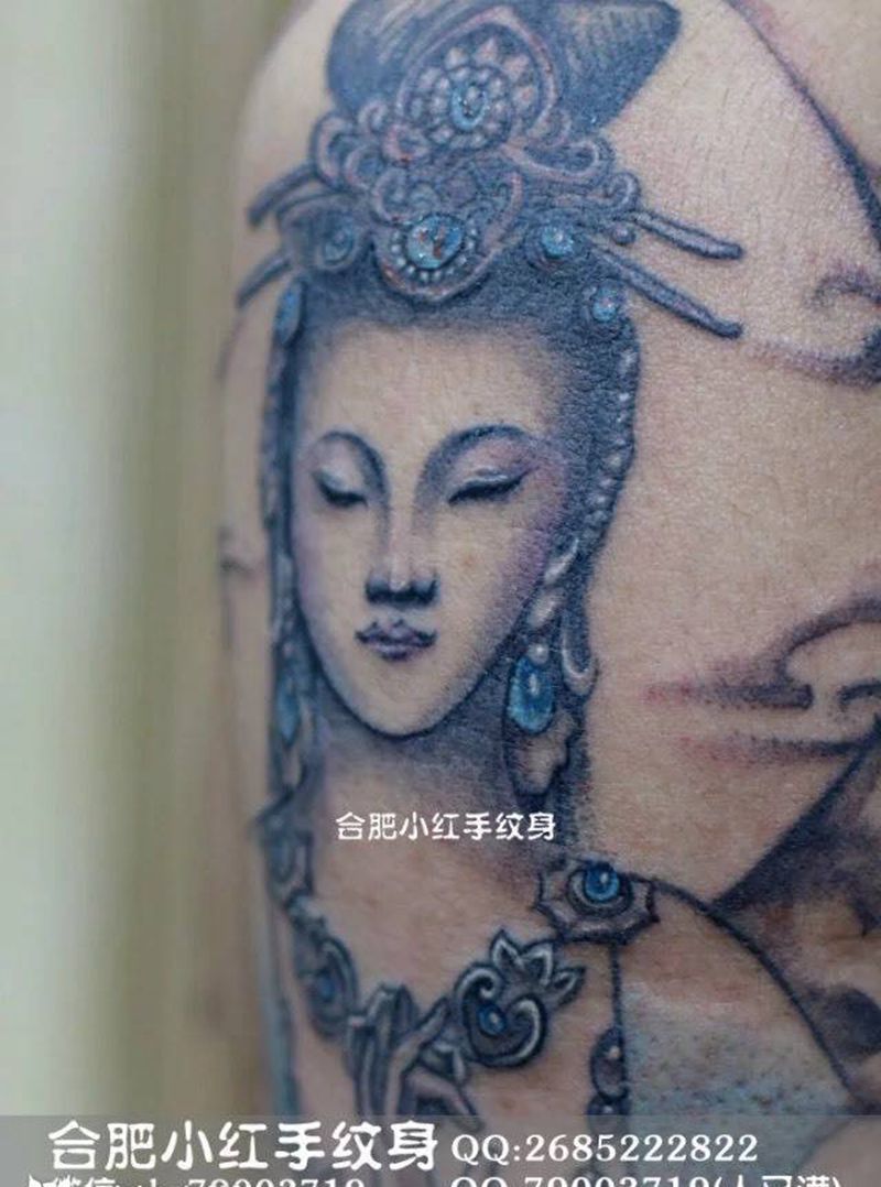 大臂观音纹身图片