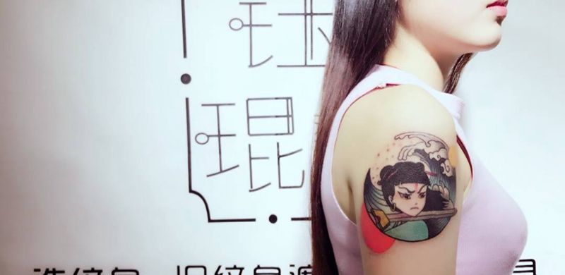 大臂哪吒纹身图片