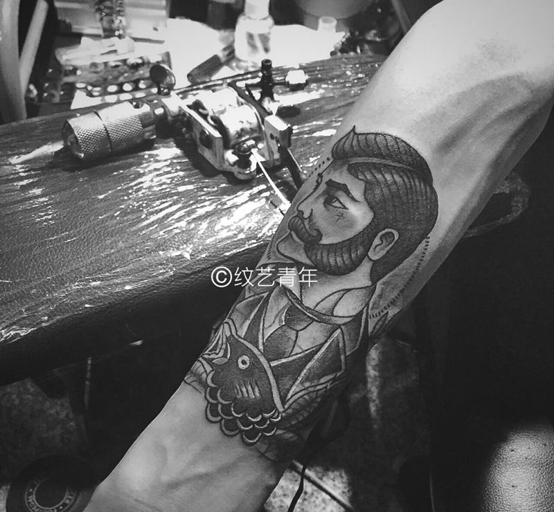 覆盖old school纹身图片