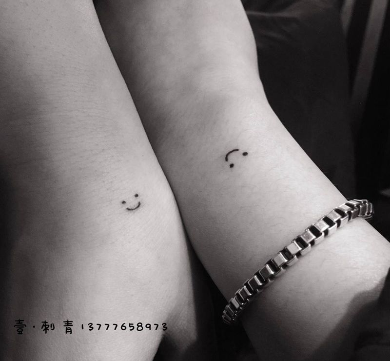 微笑百事达纹身图片