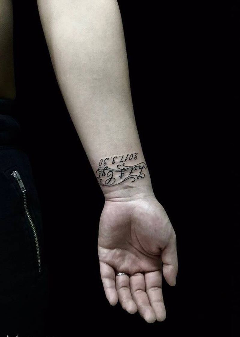 纪念的日子纹身图片_成品手部传统字符纹身图案