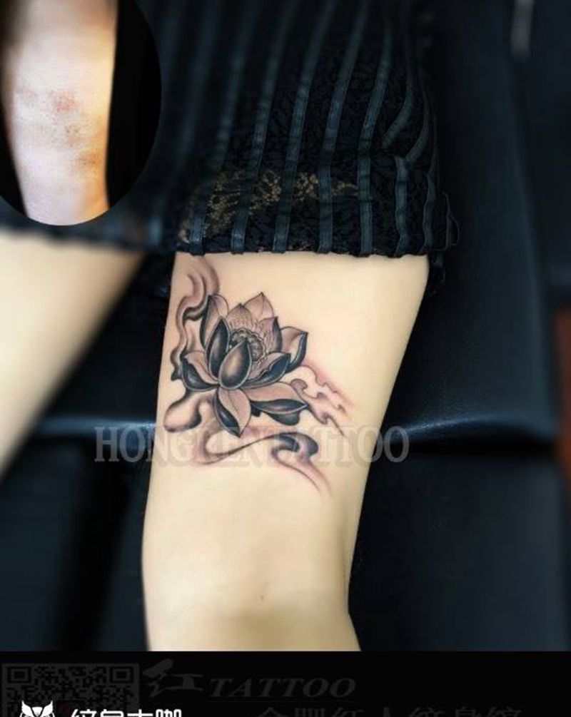 荷花遮盖胎记纹身图片