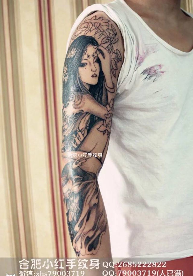 花臂7分袖纹身图片
