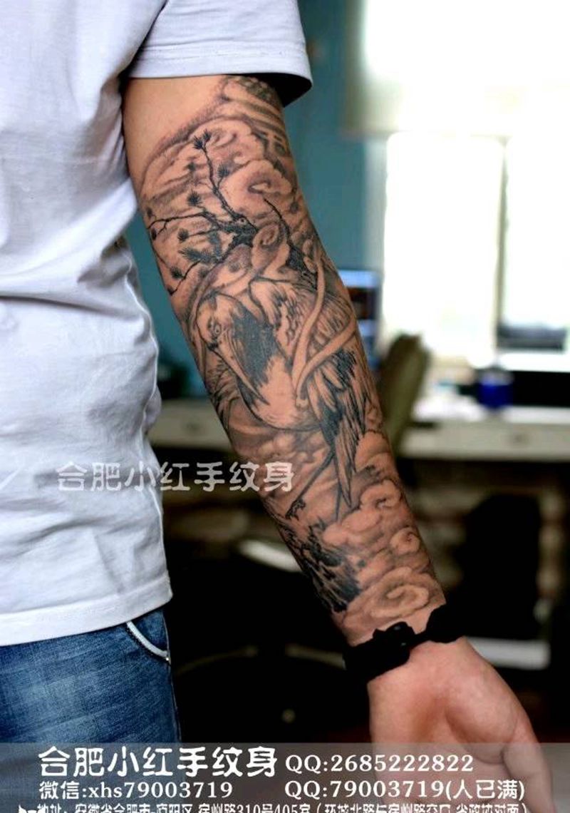 小臂 虎鹤双形。完成纹身图片