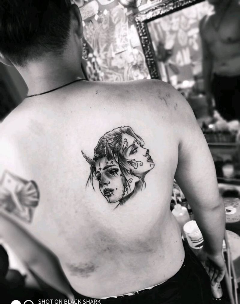 背后纹身图片_背部纹身图案