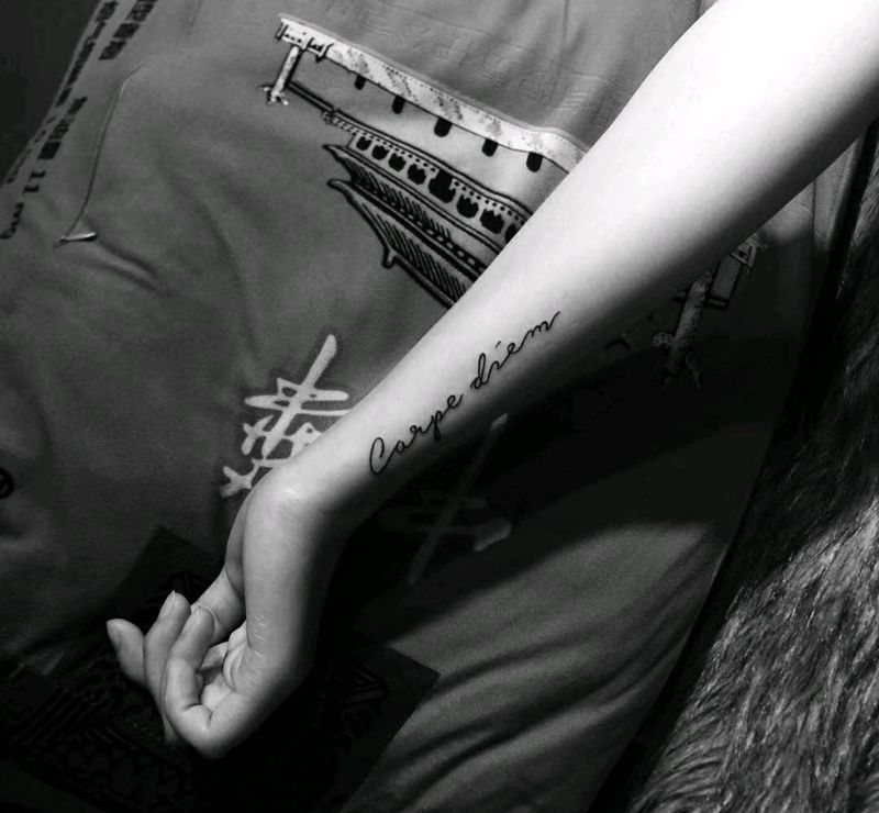 英文纹身图片_手臂纹身图案