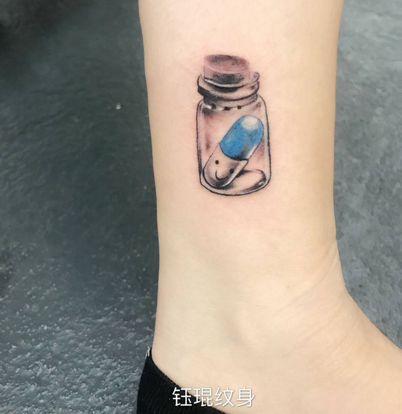 小药瓶纹身图片