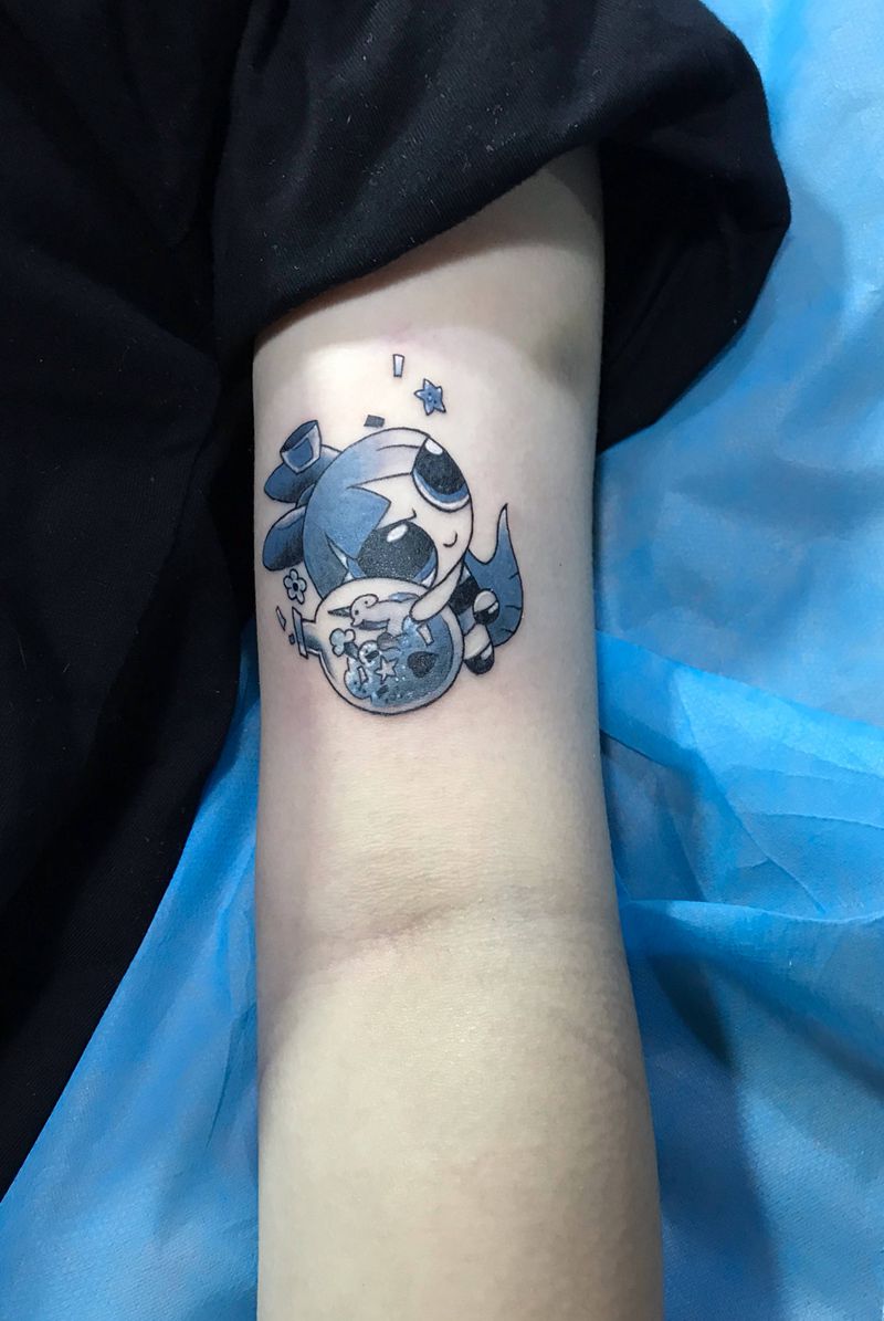 飞天小女警纹身图片_手臂Old SchoolNew School纹身图案