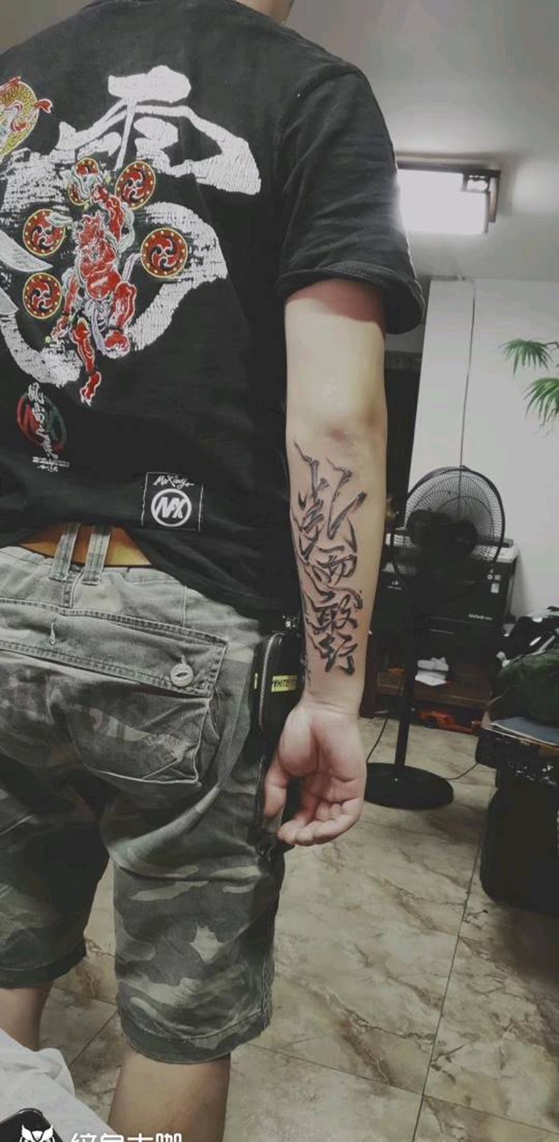 断而敢行纹身图片_手部纹身图案