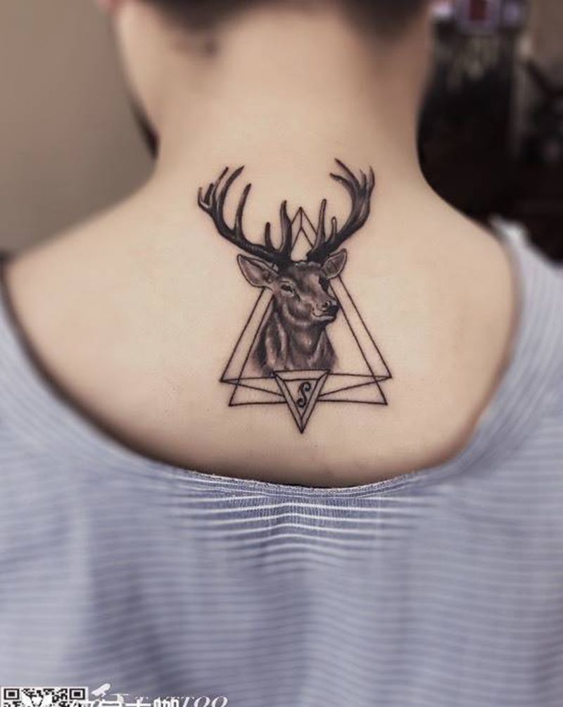 脖颈鹿tattoo纹身图片