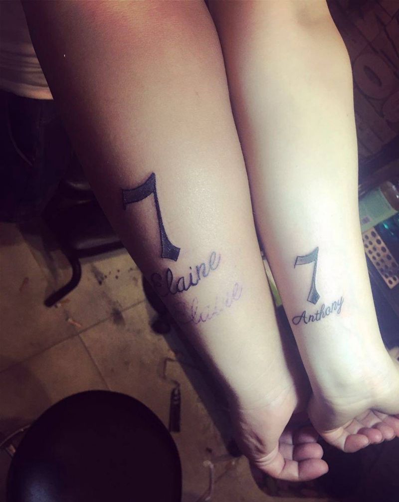 情侣纹身纹身图片_成品手部手臂欧美清新字符情侣纹身图案