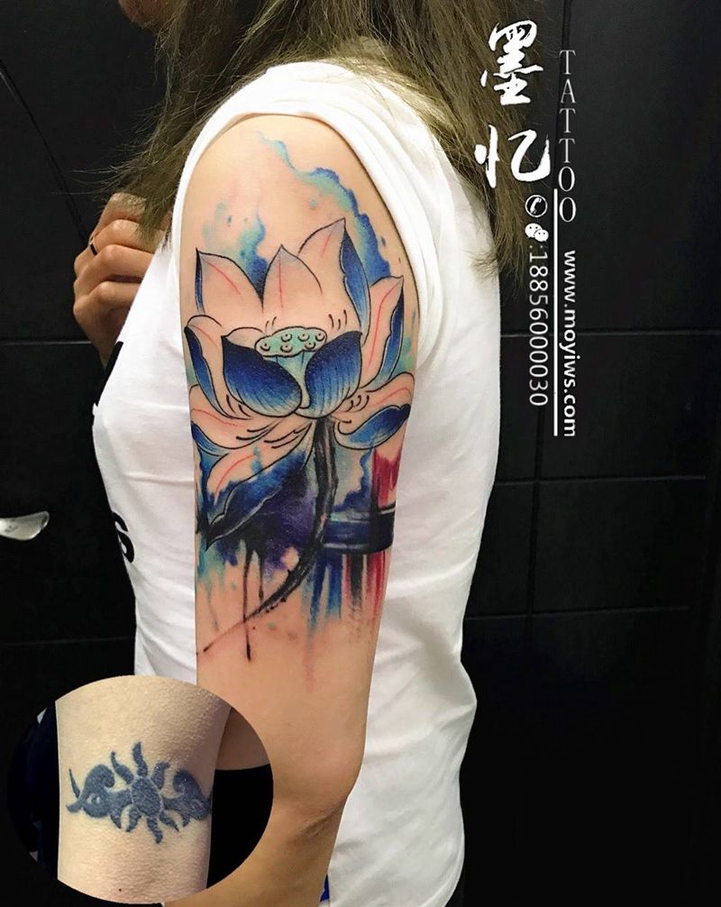 莲花遮盖纹身图片_成品手臂原创植物传统纹身图案