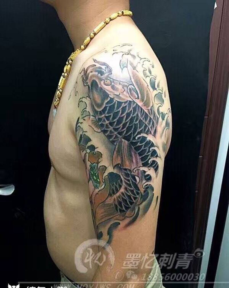 鲤鱼纹身图片_传统臀部成品动物原创纹身图案