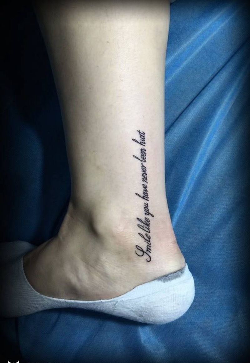 脚踝小英文纹身图片_成品脚部清新字符英文纹身图案