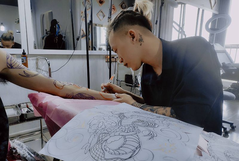 蝰蛇纹身图片_手臂老传统新传统纹身图案