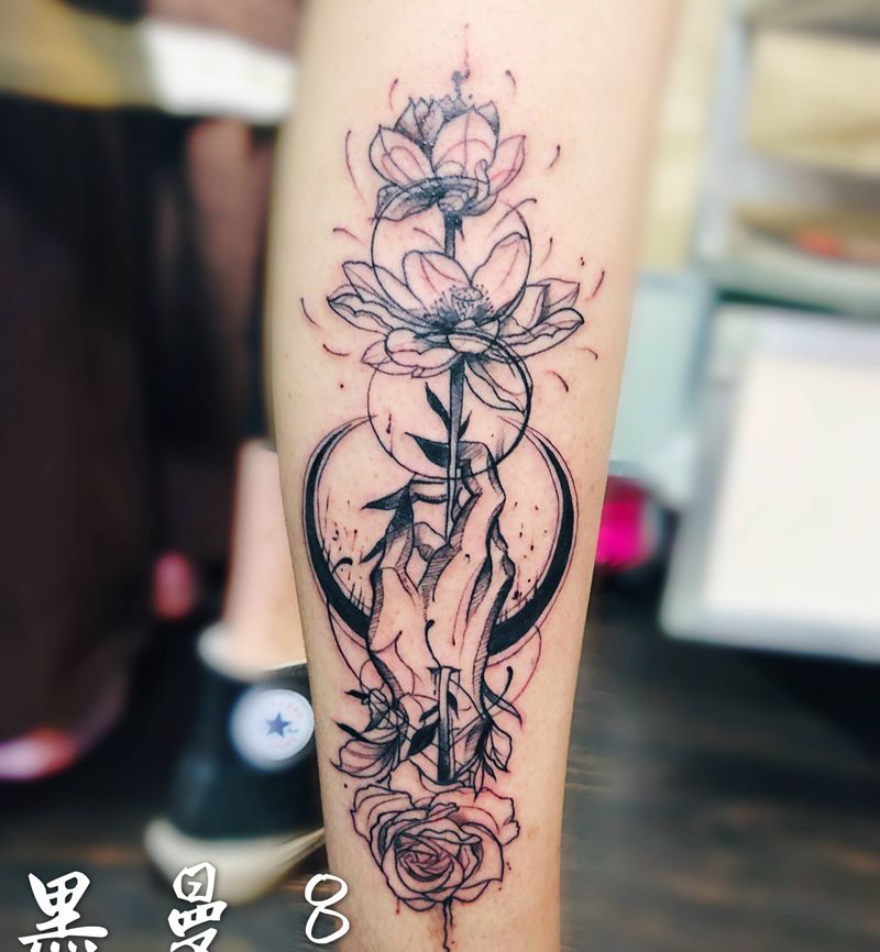 地狱之花纹身图片_腿部New School几何花恶魔手纹身图案