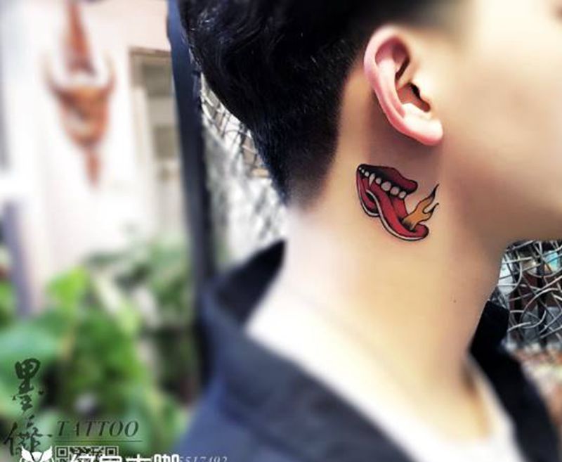 耳后tattoo纹身图片_颈部纹身图案