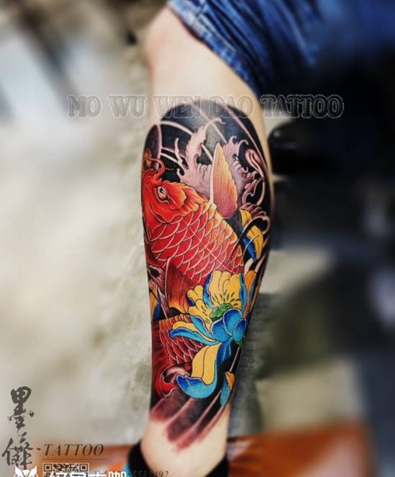 小腿锦鲤tattoo纹身图片_腿部纹身图案
