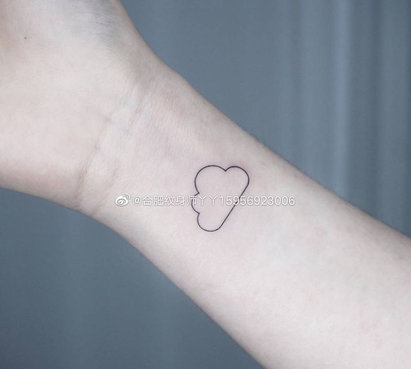 小清新纹身图片_手部小清新纹身图案