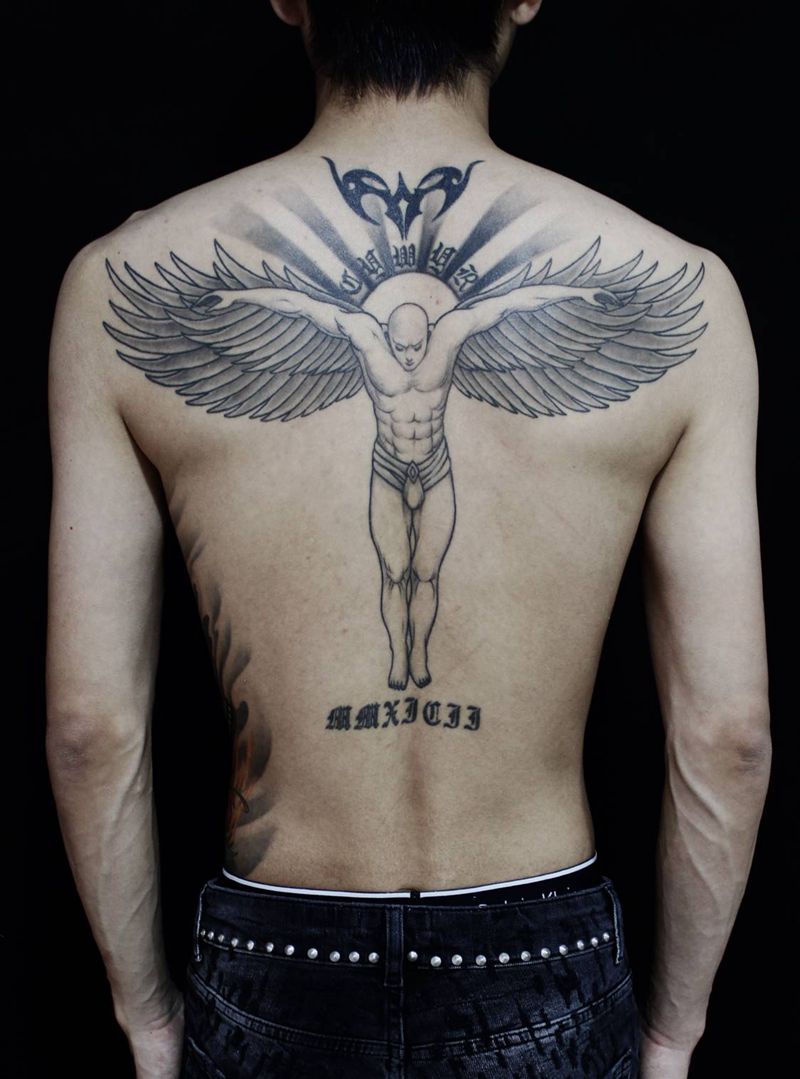 背上天使纹身纹身图片_背部欧美写实天使满背贝克汉姆纹身图案