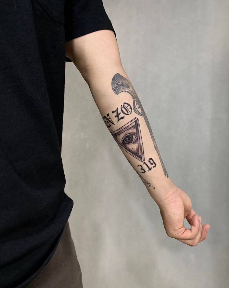 全视之眼纹身图片_手臂Old School眼睛纹身图案