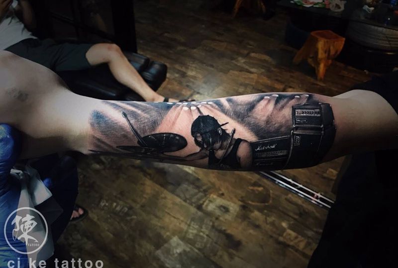 鼓手自己工作照纹身图片