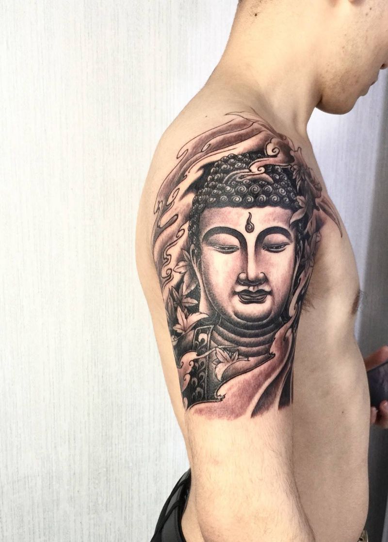 大臂佛首黑灰立体纹身图片_成品手臂传统鬼神宗教纹身图案