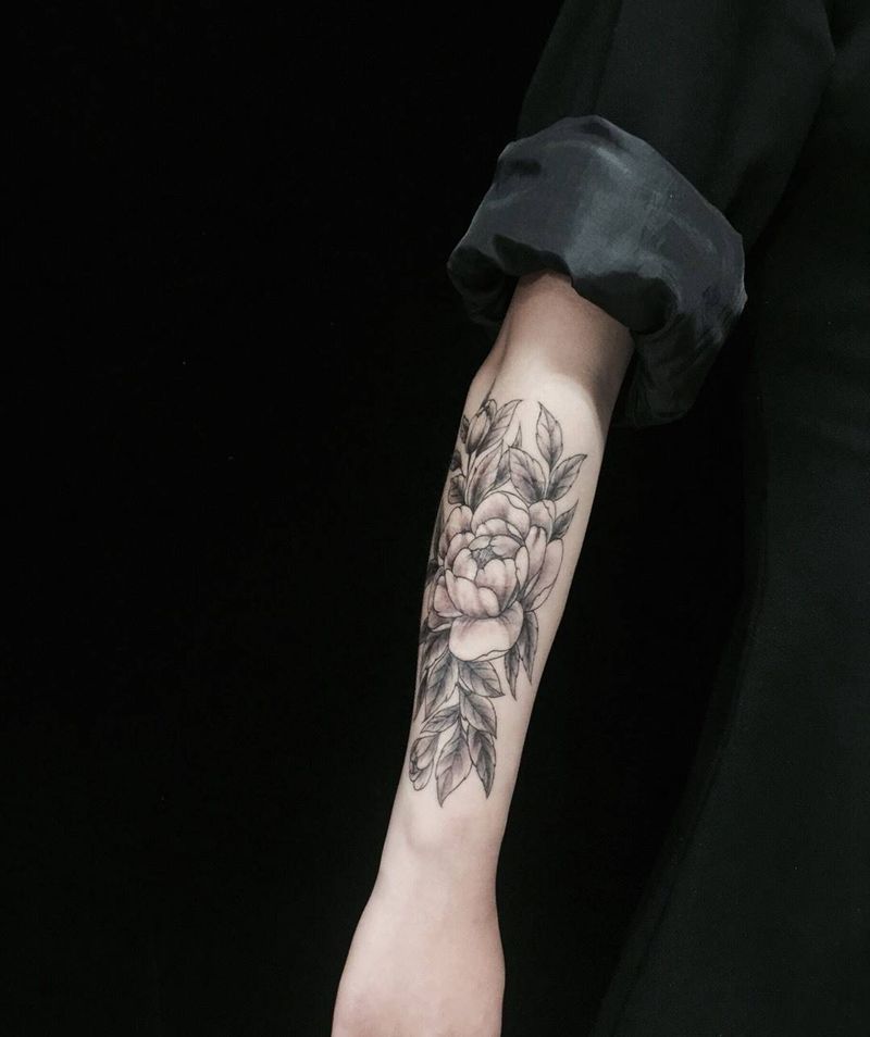 小手臂刺青花纹身图片_成品手臂清新刺青花植物纹身图案