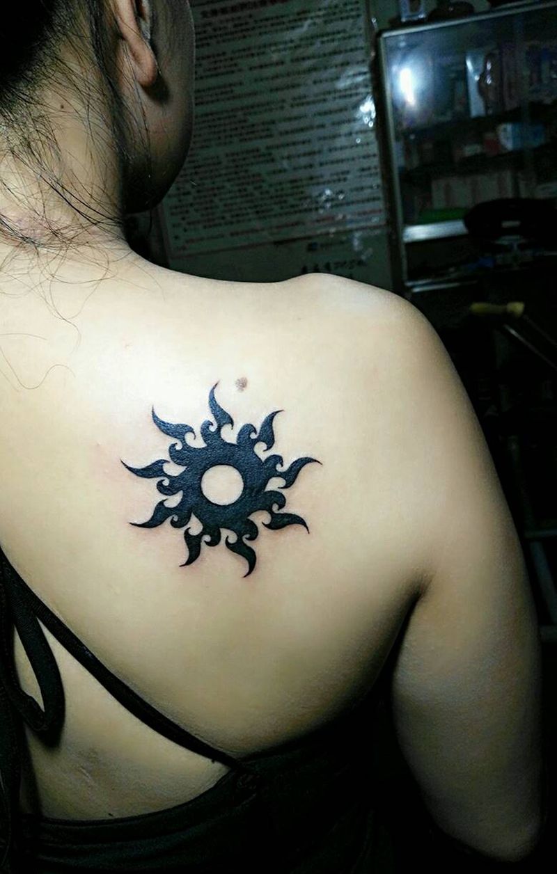 太阳图腾纹身图片