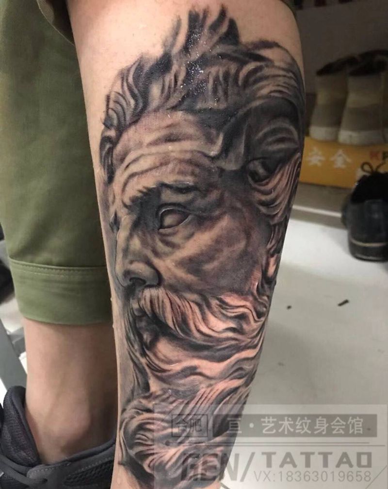 海神波赛冬。。纹身图片