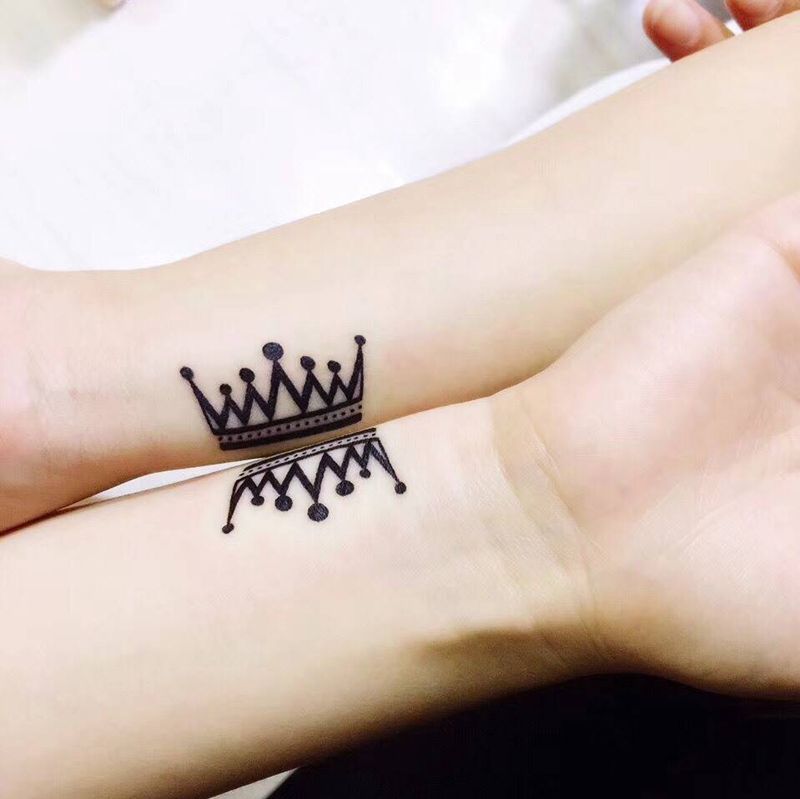 闺蜜小图纹身图片_成品手臂手部清新原创纹身图案