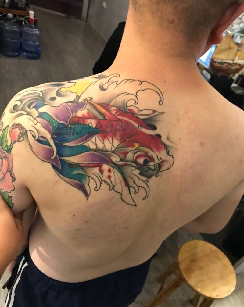 恢复后 胳膊不是我做的纹身图片_肩部背部新传统纹身图案