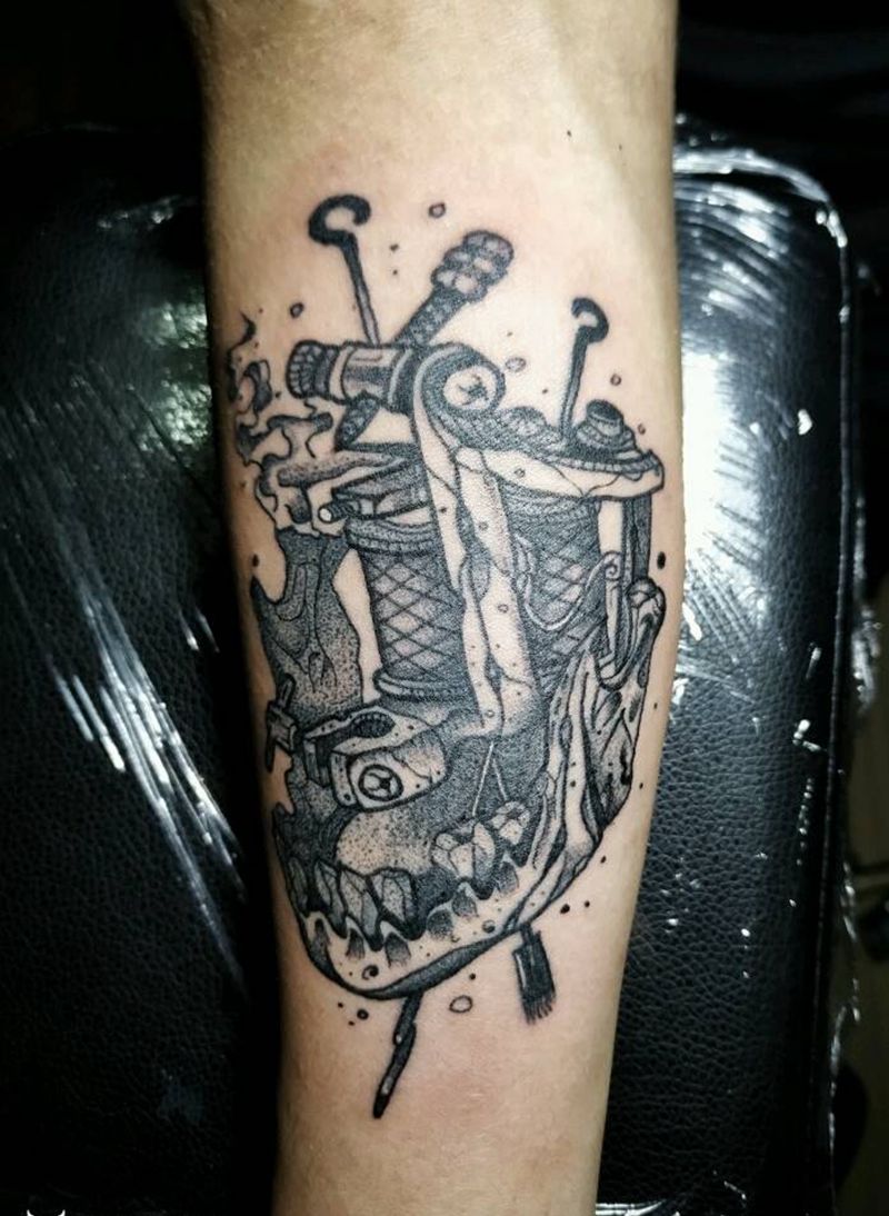 骷髅纹身机纹身图片