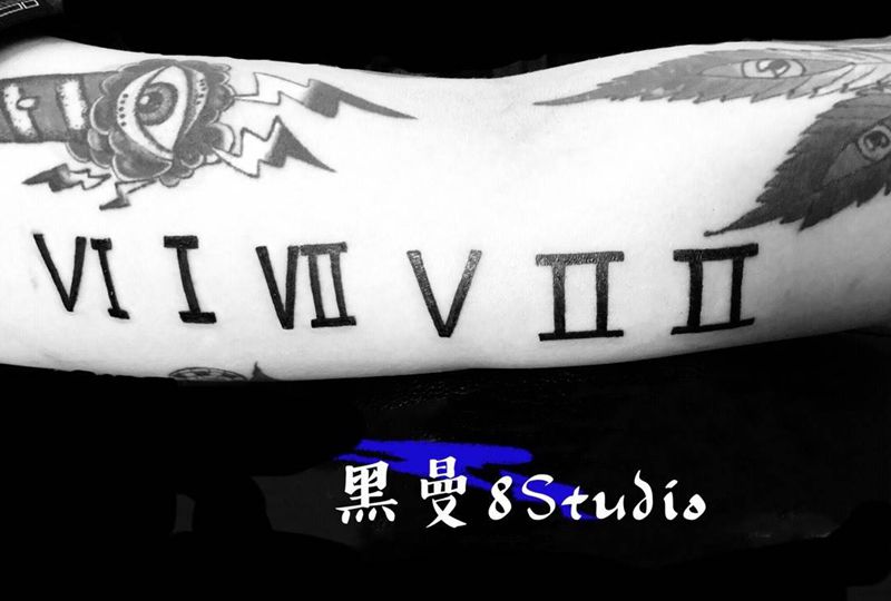 罗马纹纹身图片_成品手臂欧美字符纹身图案