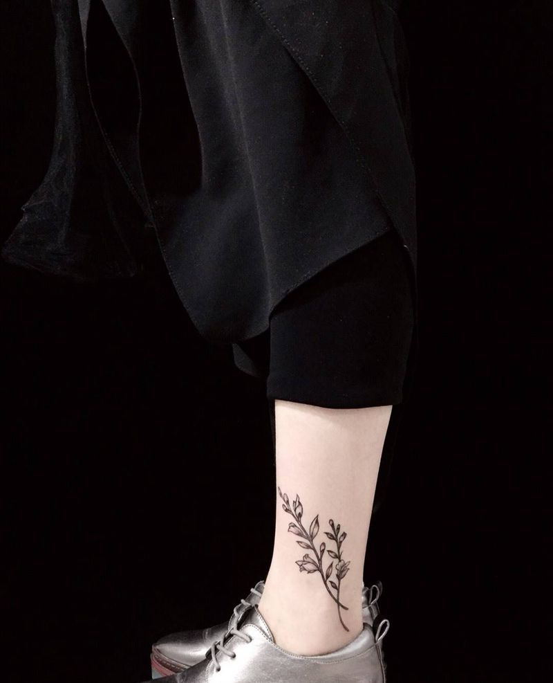 小腿 花草刺青纹身图片_成品腿部清新植物纹身图案